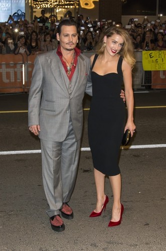 Amber Heard i Johnny Depp