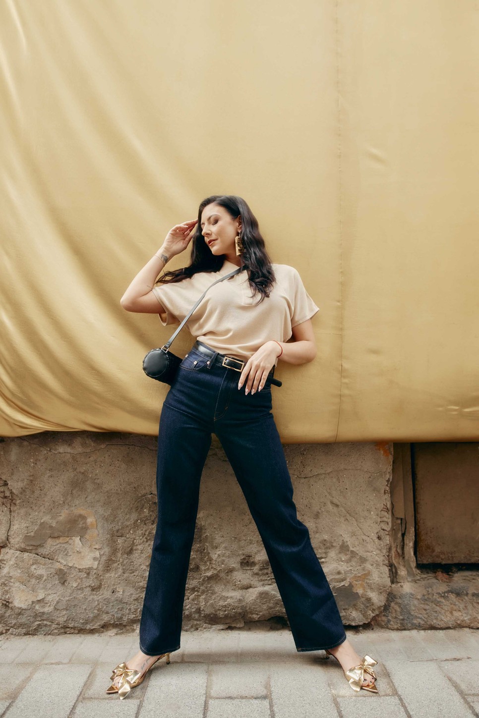 Stana Alexandra nagyon érdeklődik a pszichológia iránt is, az érettségi után végül mégis a Táncművészeti Egyetemre felvételizett