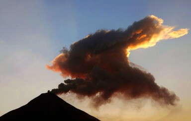 MEXICO-VOLCANO-FUMAROLE