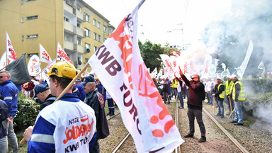 Górnicy z Turowa protestują w centrum Wrocławia