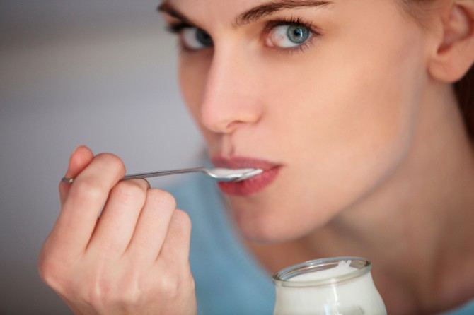 Jogurt u kombinaciji sa mlevenim lanenim semenom idealan je za bolju probavu i smanjen osećaj gladi