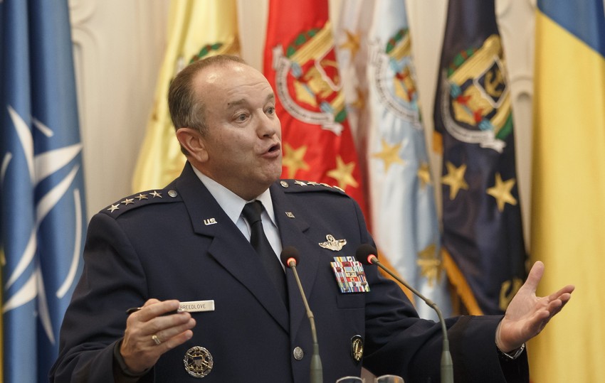 Komandant snaga NATO za Evropu američki general Filip Bridlav