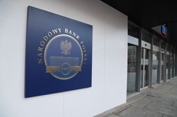 Stopy procentowe w Polsce. Prezes NBP: Nastawienie RPP zmieniło się na "bardziej gołębie"