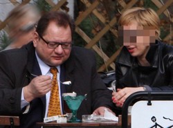 Kalisz z dziewczyną na lodach!