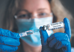 Amerykańscy naukowcy opracowali test krwi przewidujący ciężki przebieg Covid-19