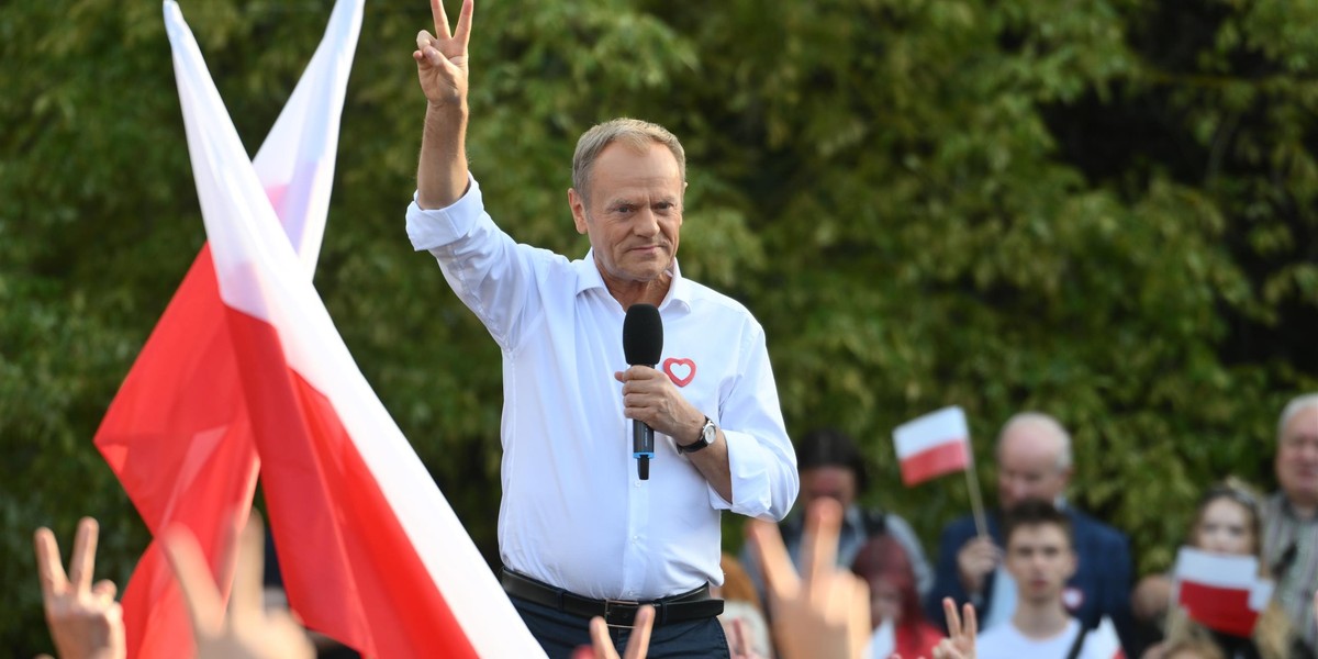 Donald Tusk podczas spotkania z wyborcami w Legionowie.