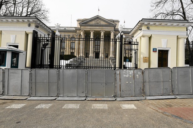 Protest przed rosyjską ambasadą. Kilkadziesiąt osób broniło praw gejów