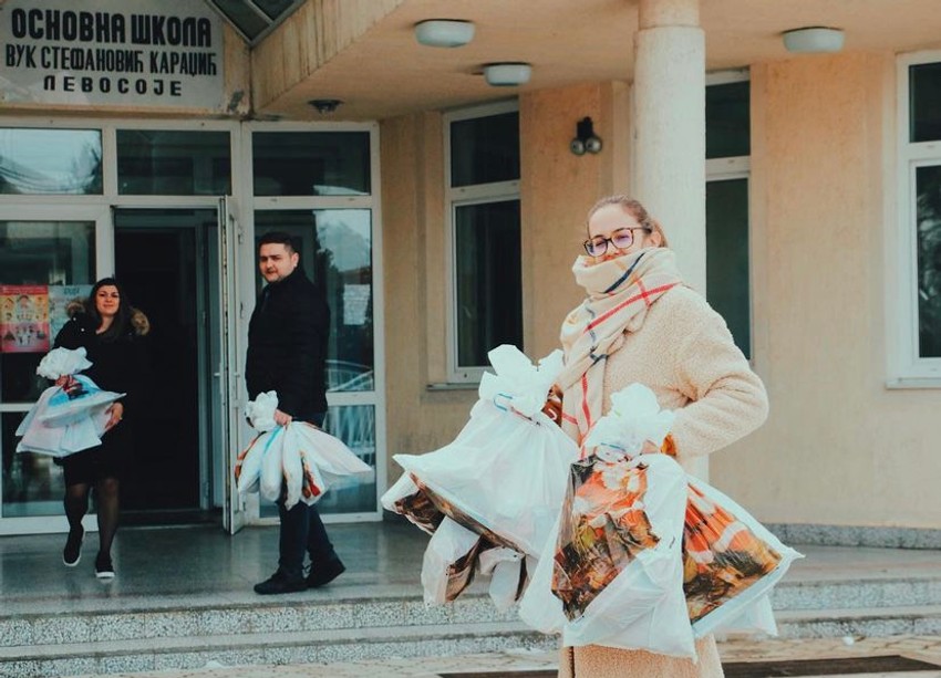 Sa jedne od ranijih humanitarnih akcija "Osmeh na dar"  