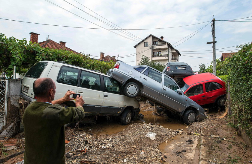 Tragiczny bilans powodzi. Nie żyje 15 osób