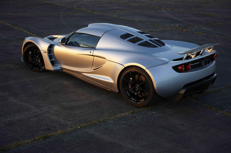 Hennessey Venom GT ma 1200 KM