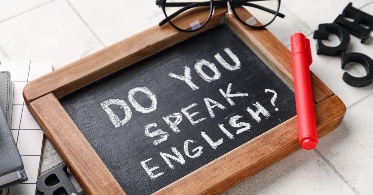 Ucz się języków - to może naprawdę „odmłodzić” mózg. Naukowcy pokazują, jak zacząć