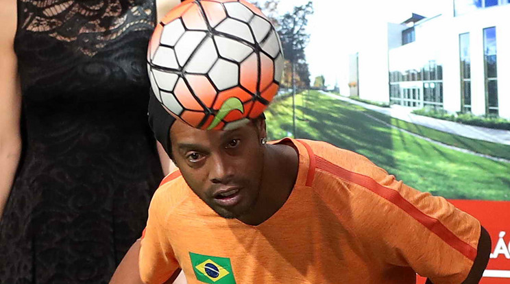 Ronaldinho bemutatót tartott Budapesten / Fotó: Pozsonyi Zita