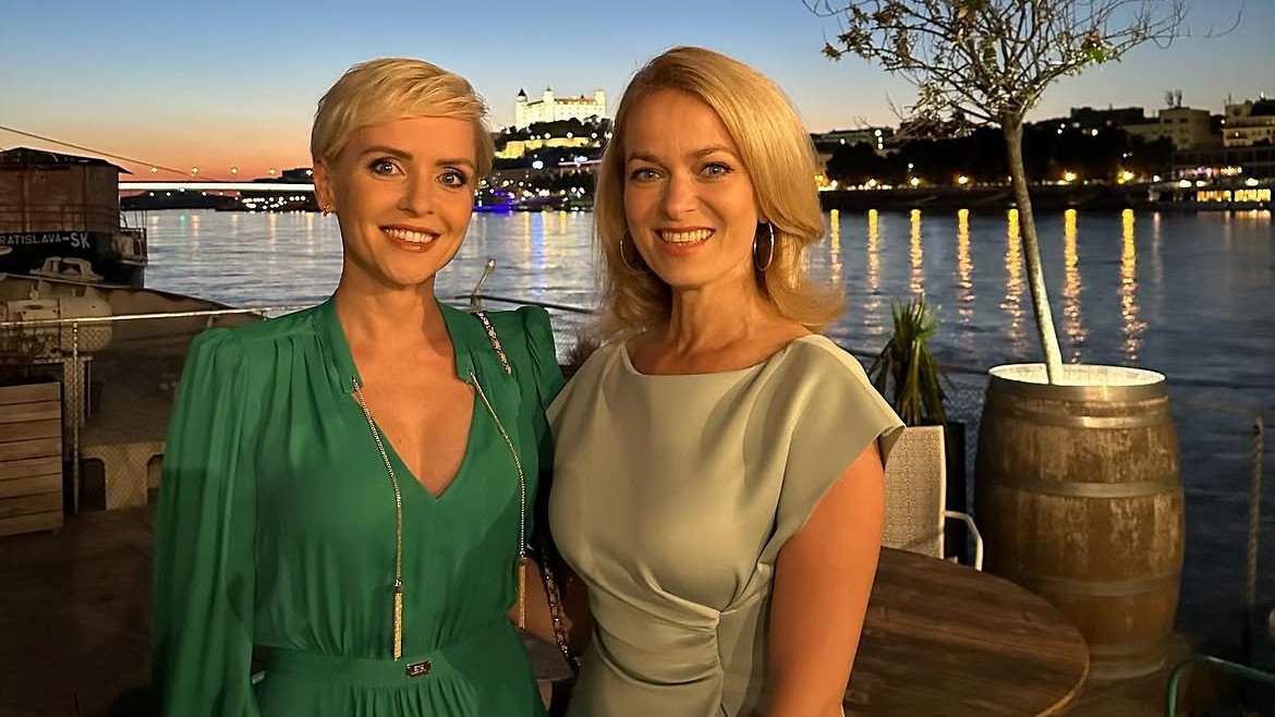 Rozlúčková party Matthiasa Setteleho, na zábere Kvetka Horváthová a Janka Hospodárová