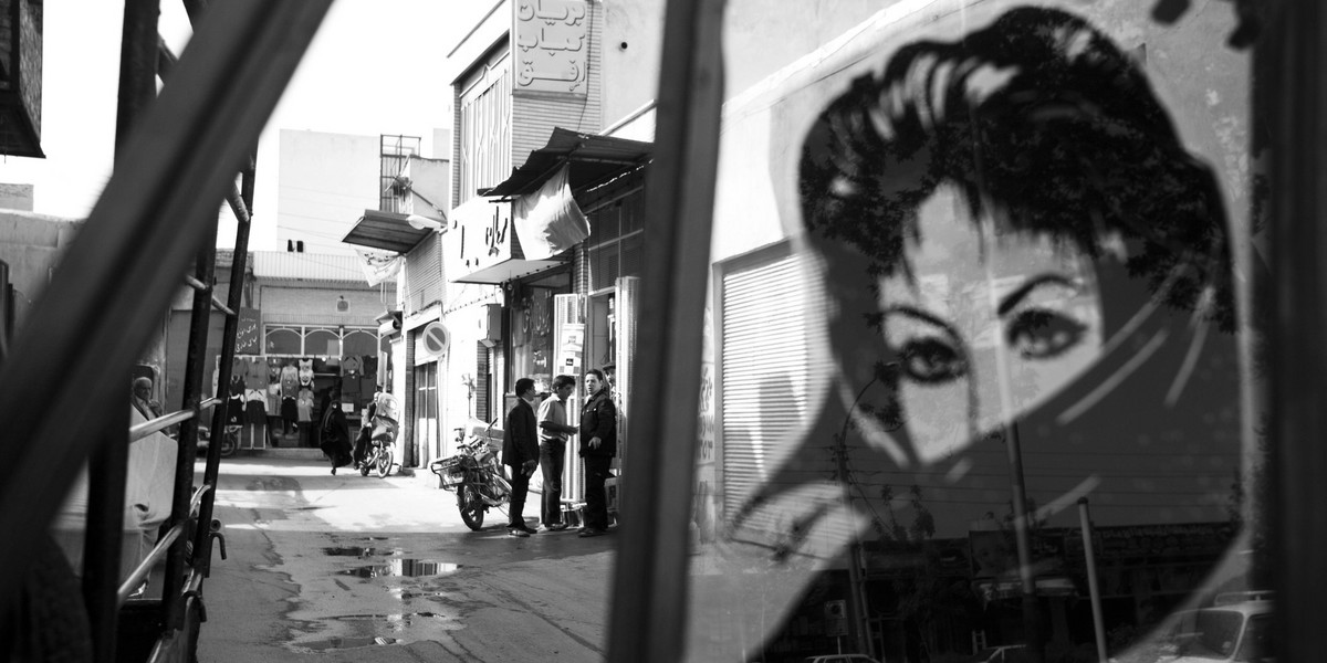 Grafika na jednej z ulic irańskiego miasta Esphahan 