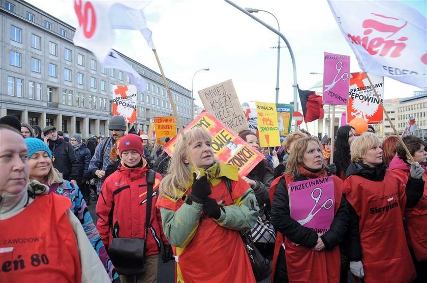 Manifa atakuje Tuska i Kościół. DUŻO ZDJĘĆ!