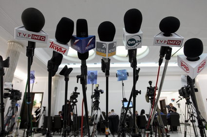 #DzieńBezPolityków w największych mediach. To reakcja na wprowadzanie ograniczeń dla dziennikarzy w Sejmie