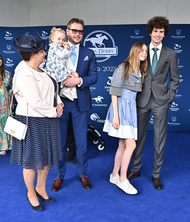 Jan Lubomirski-Lanckoroński, Helena Mańkowska, Elisabeth Lubomirska, Weronika Lubomirska i Jeremi Lubomirski w lipcu 2023 r.