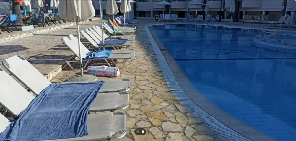 V niektorých prípadoch boli dokonca až 3 ležadlá rezervované jednou osuškou.