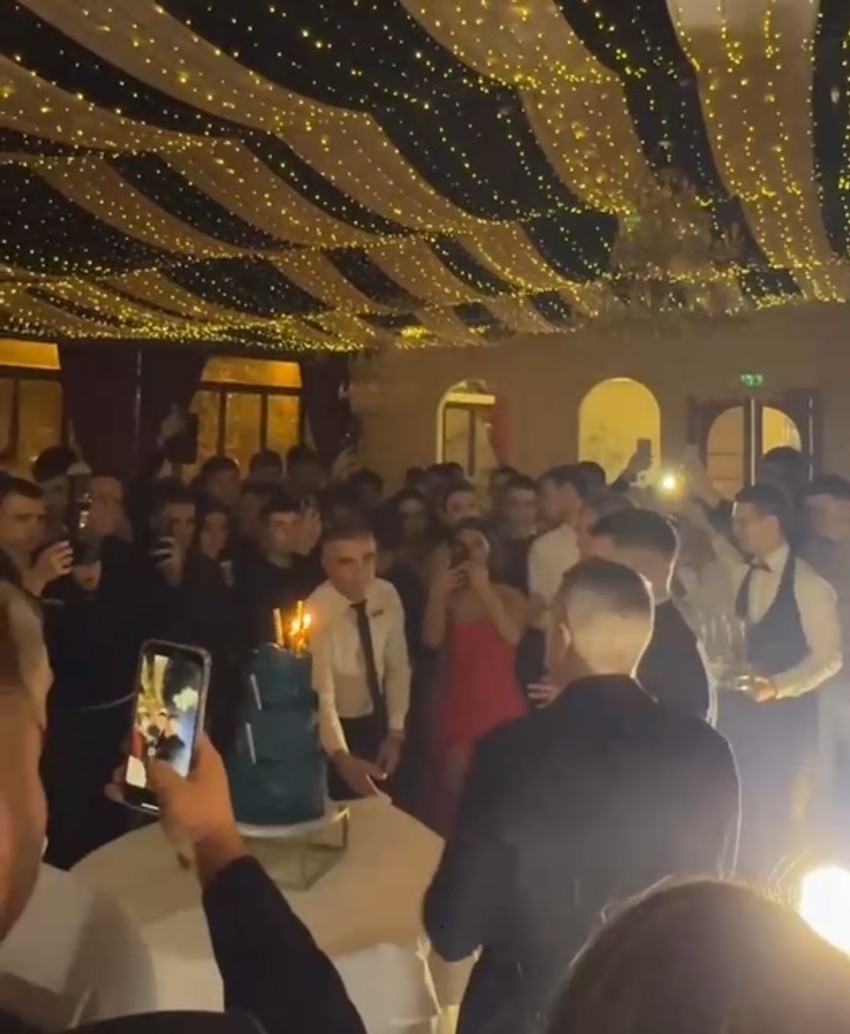 Proslava kod Đoganijevih