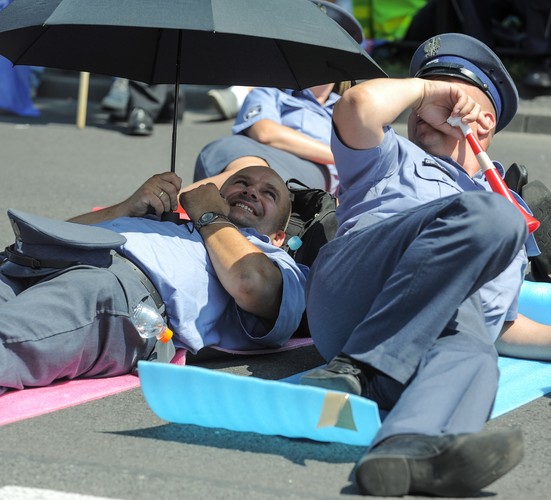 Protest służb mundurowych