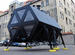 Dom, który pójdzie za tobą wszędzie