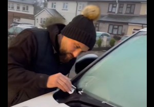 Skidanje leda sa šoferšajbne