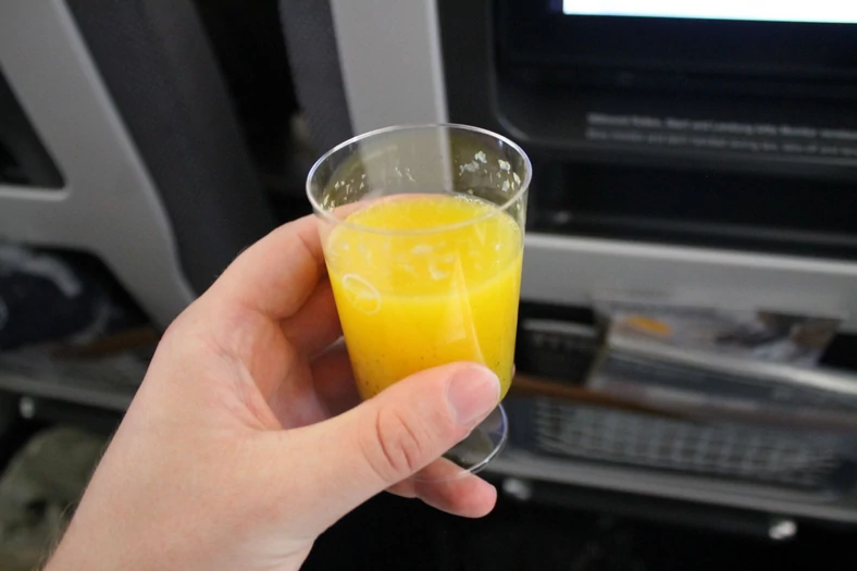 Lufthansa Premium Economy - drink