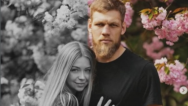 żona polskiego pięściarza zmarła w siódmym miesiącu ciąży. dziecko zostało uratowane