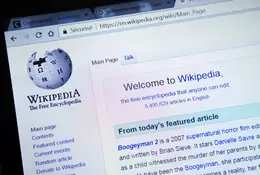 Rosjanie ściągają zawartość Wikipedii. Boją się o zablokowanie dostępu do platformy