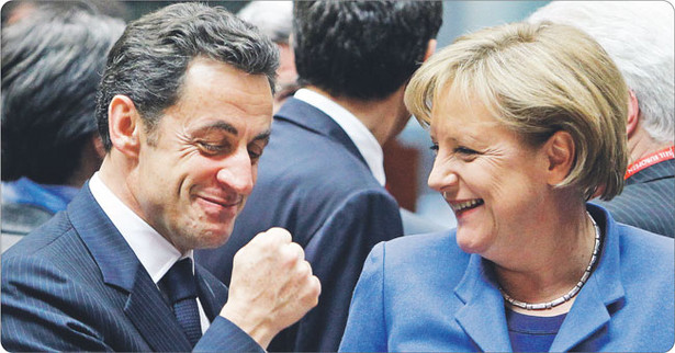 Kanclerz Niemiec i prezydent Francji wspólnie opracowali projekt harmonizacji podatków, na których najwięcej zyskują ich kraje. Taki tryb podejmowania decyzji nie podoba się pozostałym państwom Unii Fot. Reuters/Forum