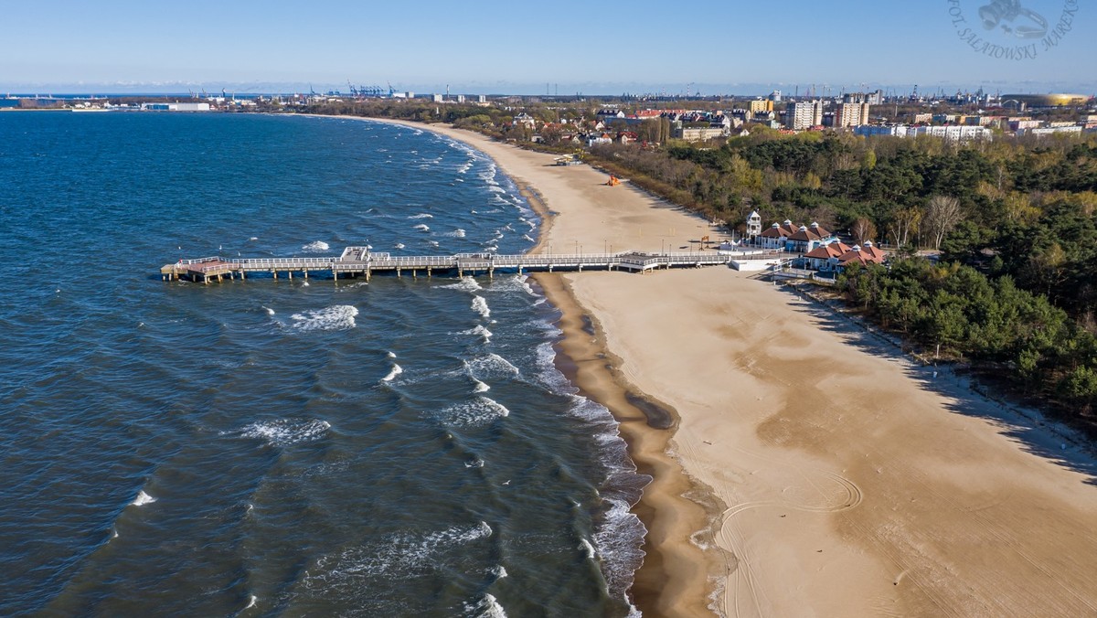 Pomorskie. Zakaz zbliżania się do plaży w Gdańsku. Powodem miny morskie