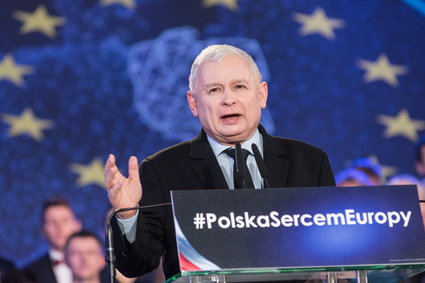 Unia: macie dwa lata na wdrożenie dyrektywy o prawach autorskich. Prezes Kaczyński sugeruje, że PiS zrobi to po swojemu