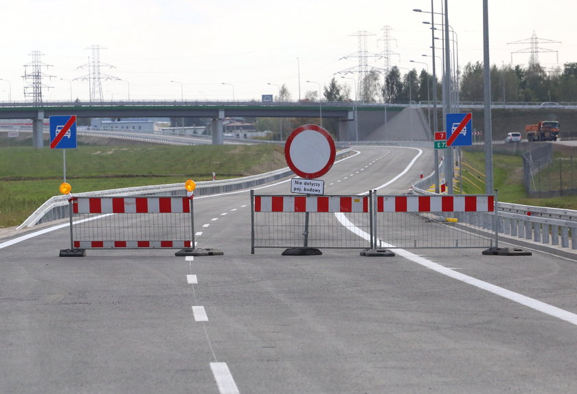 Ostatnie prace drogowców na S8 Opacz-Paszków. Otworzą wylotówkę w ten weekend?