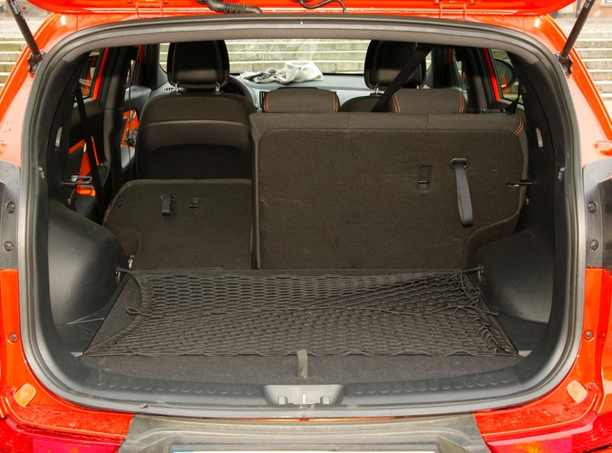 Nowa Kia Sportage to samochód, który swoimi atutami skusił już ponad 3300 Polaków. My sprawdziliśmy w teście wady i zalety tego modelu.