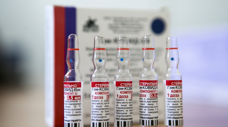 Az orosz Szputnyik V koronavírus elleni vakcina megkapta az engedélyt a szlovák kormánytól /MTI/Bús Csaba