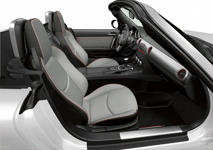 Mazda MX-5 Summer Edition