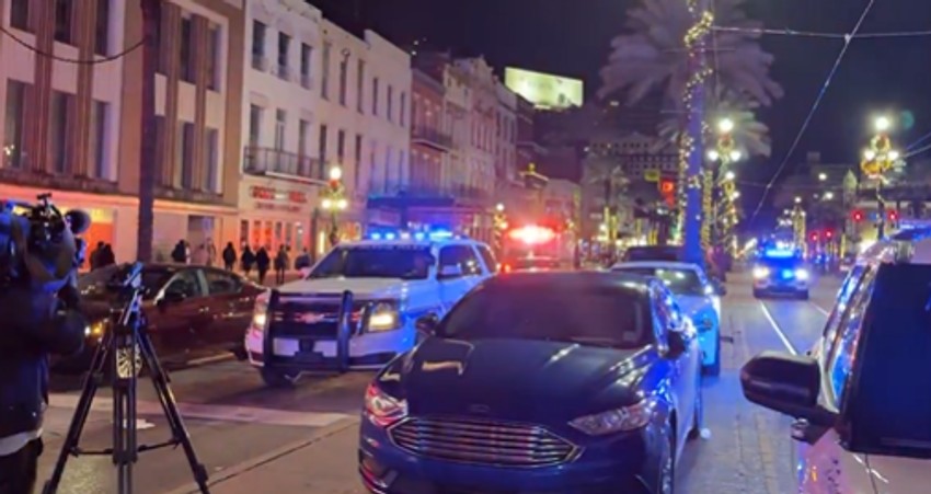 Naleteo na ljude u Nju Orleansu