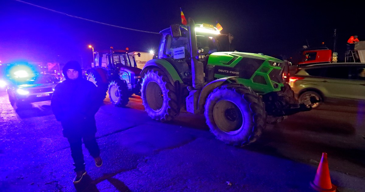 Fermierii din altă țară închid trecerile cu Ucraina.  În curând vor avea loc proteste în Polonia