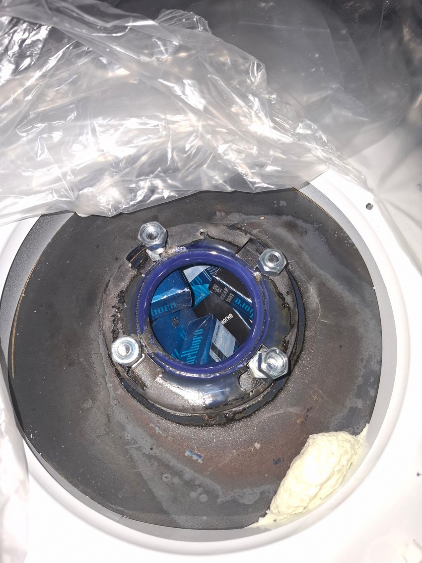 Cigarete u bojleru: Zaplena na Preševu 