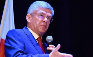 Karczewski: Wiele rządowych projektów mogłoby zostać zmienionych, gdyby PO doszła do władzy