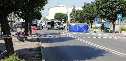 Tragedia w Zgierzu. Rozpędzone auto wjechało w piesze