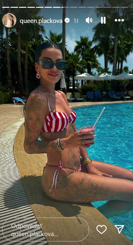 Zuzana Strausz Plačková na dovolenke v Turecku.