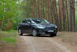 Ford Mondeo Hybrid - ciemna strona oszczędzania | TEST