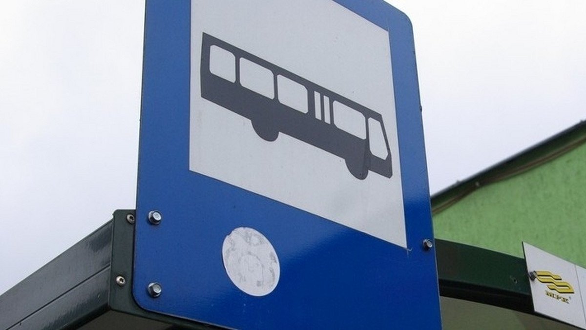 Przenosiny dworca autobusowego PKS będą miały konsekwencje nie tylko dla pasażerów autobusów międzymiastowych, ale też dla poznaniaków korzystających z linii nr 905 - autobusy z tym numerem zmienią swoją trasę.