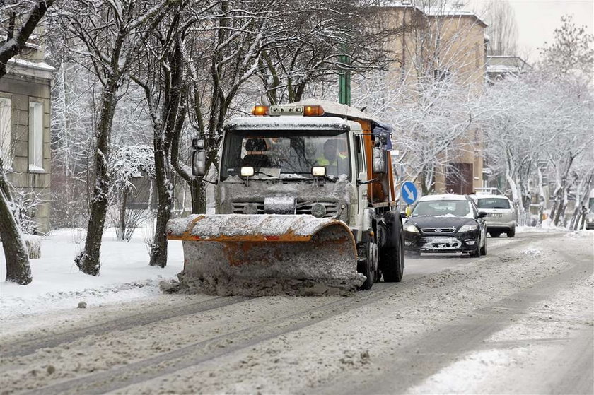 5 cm śniegu i Polska nie robi!