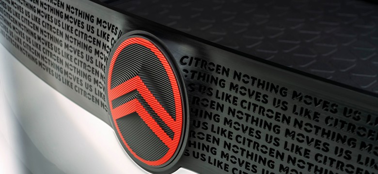 Citroen ujawnił nowe logo. Francuska rewolucja wjeżdża na drogi