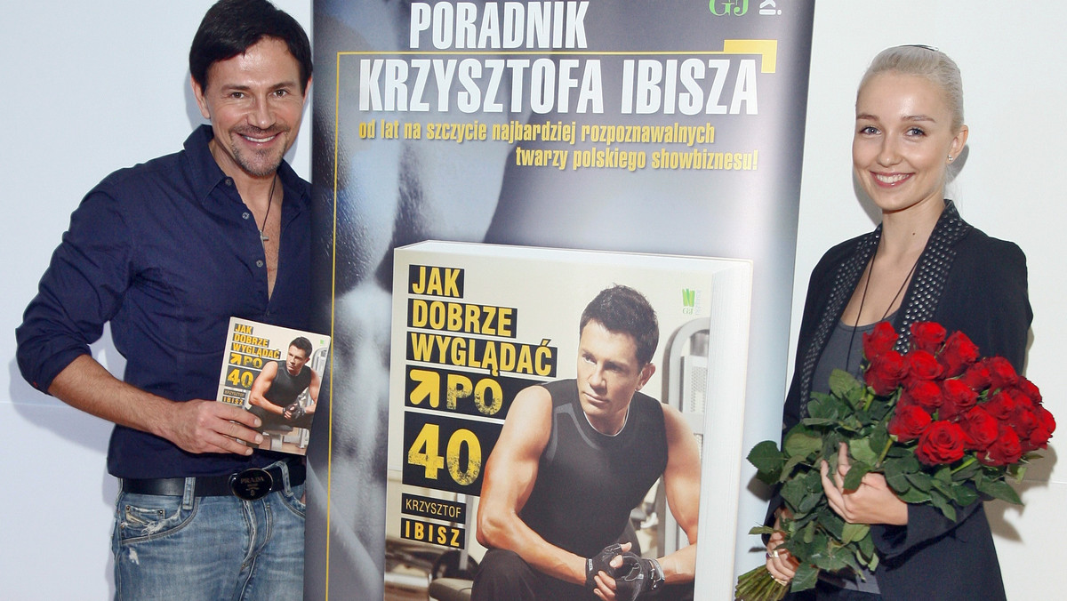 Krzysztof Ibisz i Paulina Piosik promują książkę "Jak dobrze wyglądać po 40-stce"