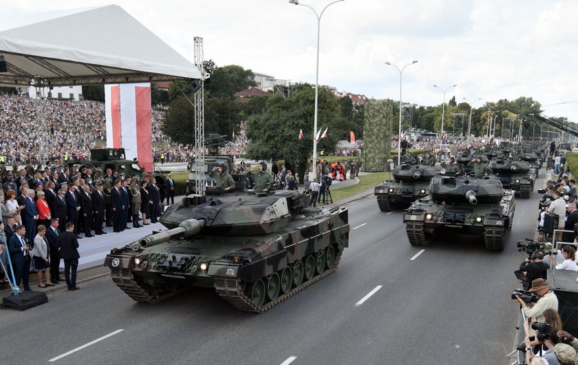 Nie będzie defilady wojskowej w sierpniu