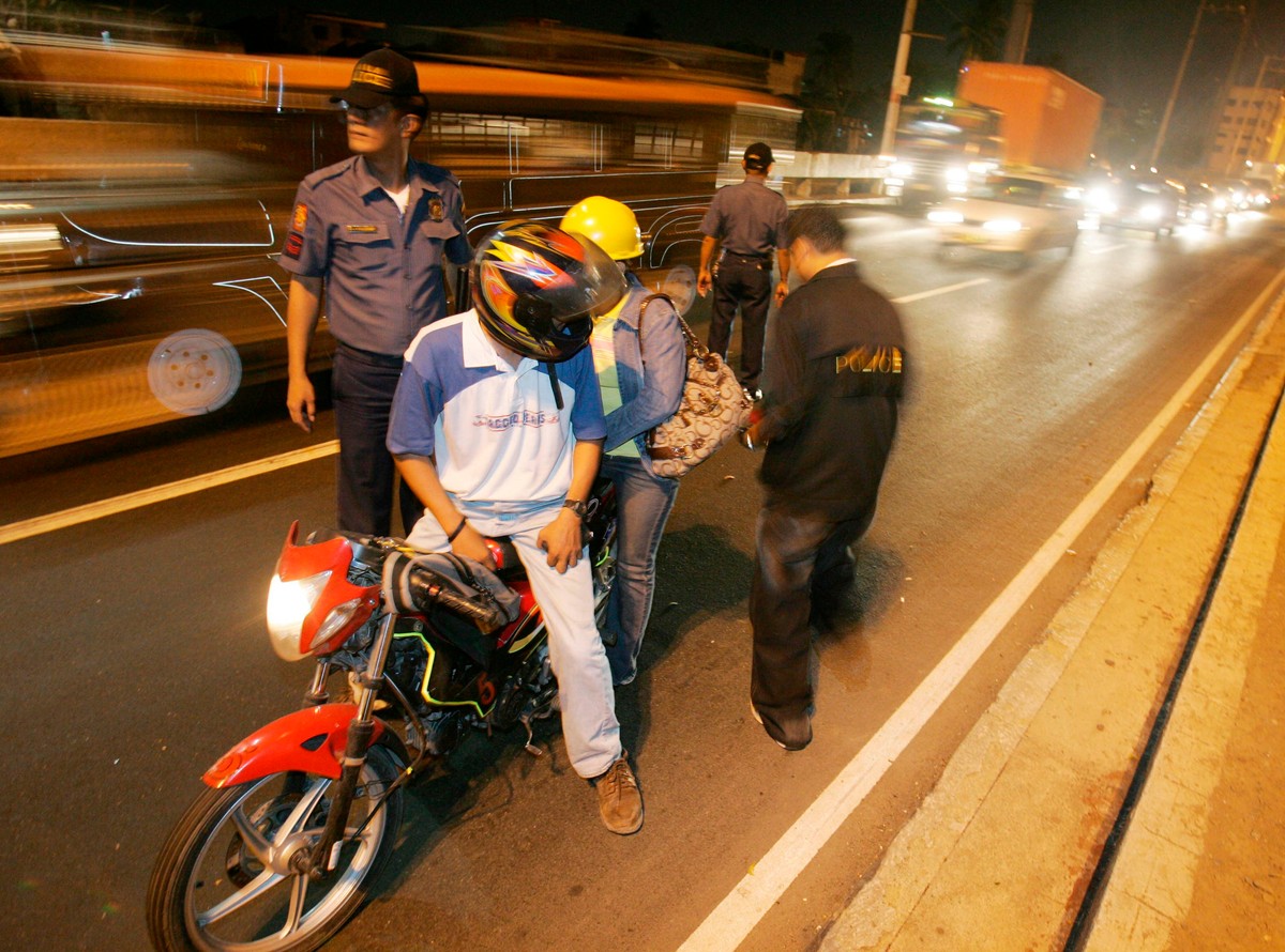 Zamachy na Filipinach to często dzieło zamaskowanych motocyklistów