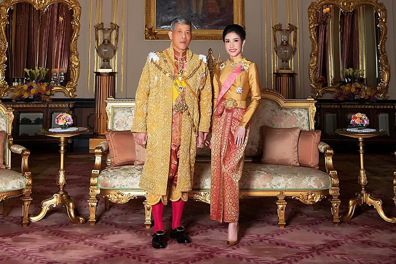 Maha Vajiralongkorn i Sineenat Wongvajirapakdi, 2019 / HANDOUT/AFP/East News